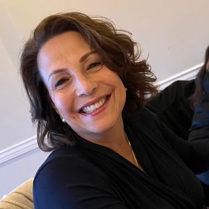 Meet your Posher, Alicia